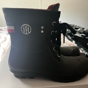 TH Rainboots